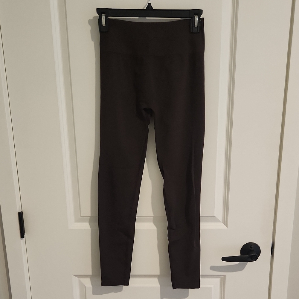 Brown High-Waisted Leggings